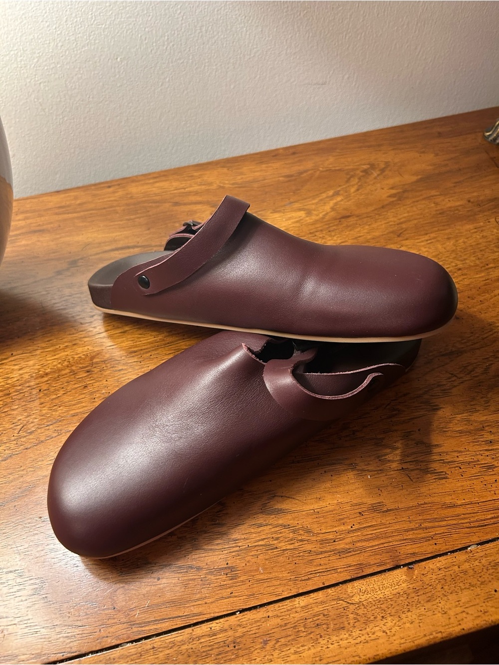 Beatrice Valenzuela Burgundy Leather Slip-On Mules - Picture 2 of 5